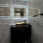 Estalagem De *