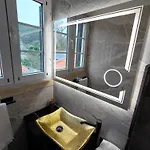 Estalagem De Hotel *