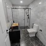 Estalagem De *